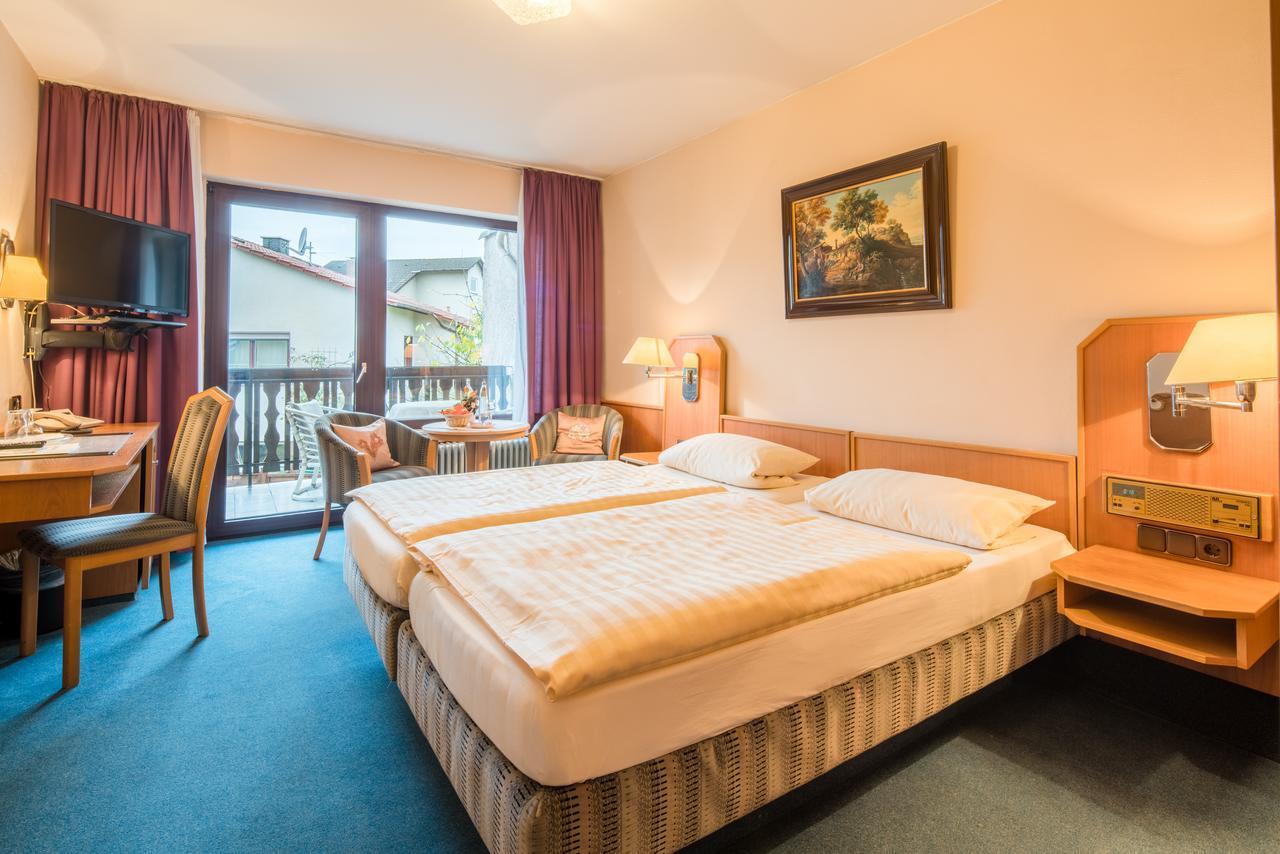 Hotel-Barbarossa-Garni Bei Hanau Rodenbach  Eksteriør bilde